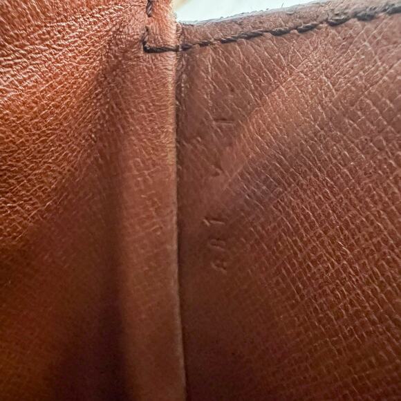 Louis Vuitton Saint Cloud GM Monogram Crossbody / Shoulder Bag 881 VI - Picture 10 of 12